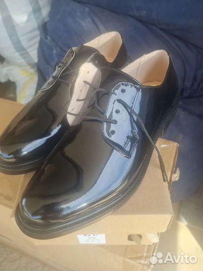 Туфли уставные лакированые(лабутены)