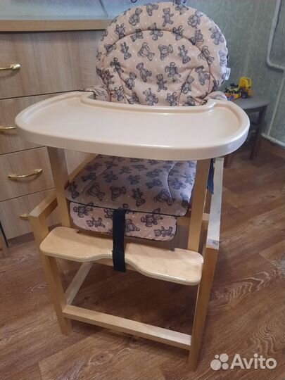 Стульчик для кормления
