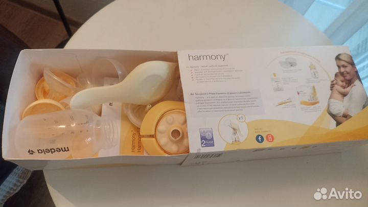 Молокоотсос ручной Medela Harmony двухфазный