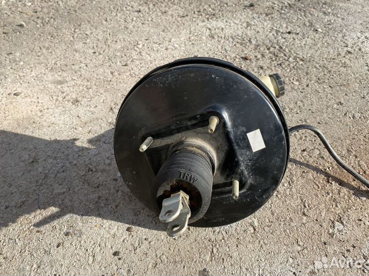 Главный тормозной цилиндр Toyota Corolla 120