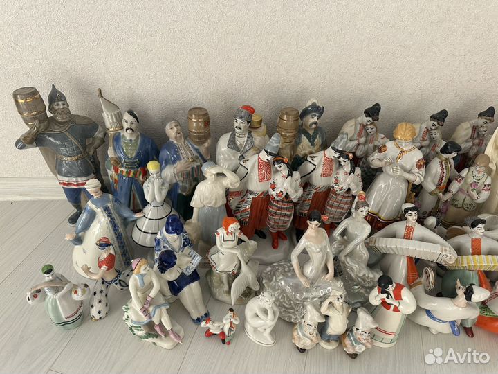 Фарфорвые статуэтки СССР разные