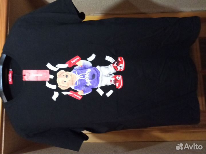 Футболка supreme