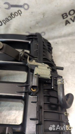 Впускной колектор Nissan X-Trail NT-32 MR20DD 2014