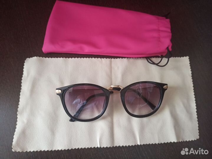 Солнцезащитные очки -1