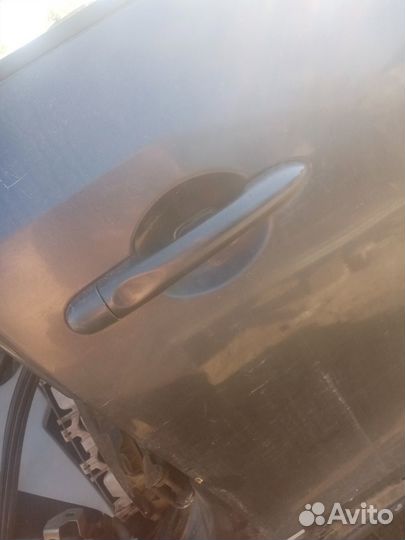 Ручка наружная передняя правая Renault Fluence