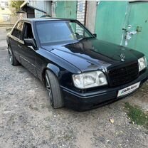 Mercedes-Benz W124 3.2 AT, 1989, 400 000 км, с пробегом, цена 360 000 руб.