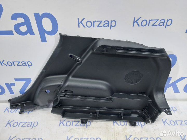 Обшивка багажника задняя правая Kia Seltos SP2