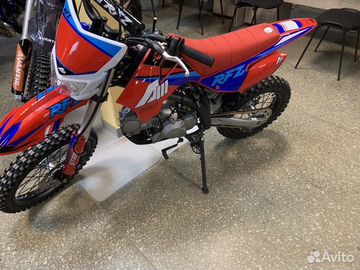 Питбайк Apollo RFZ Start 125LE 17/14