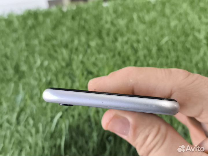 iPhone 6S, 32 ГБ