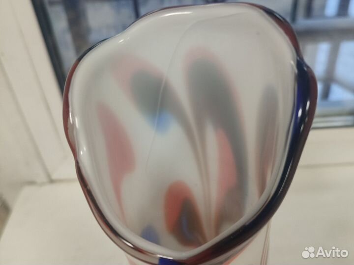 Ваза гутное цветное стекло