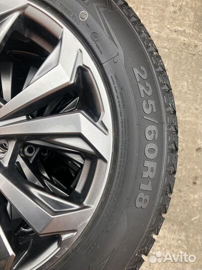 Goform W766 225/60 R18