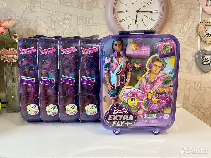 Barbie Ken Extra Fly - Кен с зелёными прядями