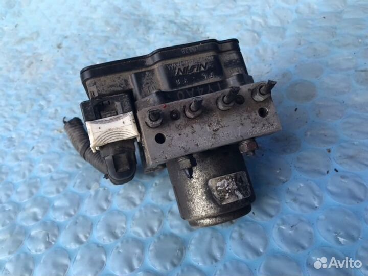 Блок abs Honda Crosstour TF3 K24Y2 2012