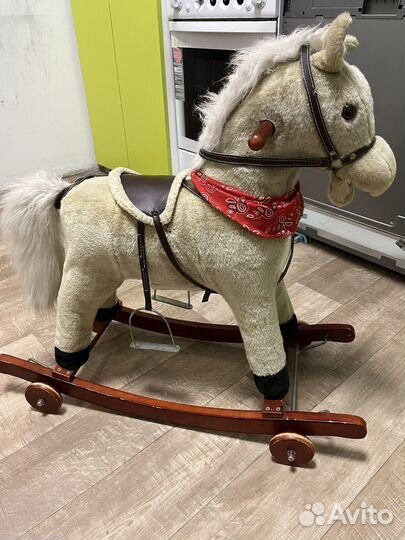 Качалка лошадь