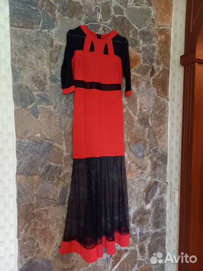 Вечернее платье в пол 44 46