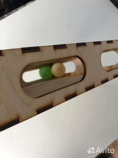 Развивающая игрушка для кошек 