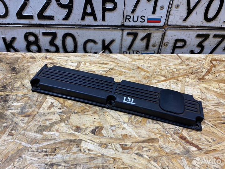 Декоративная накладка двигателя Kia Sportage 2000