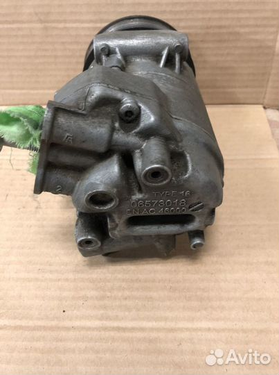 Компрессор кондиционера Опель Астра J