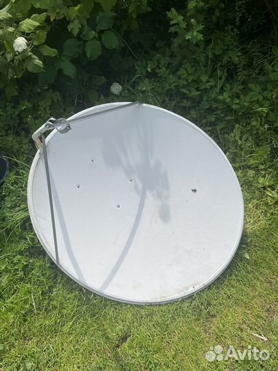 Антенна спутниковая