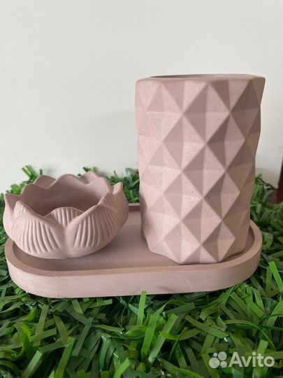 Гипсовые вазы