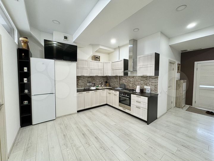 2-к. квартира, 58 м², 6/11 эт.