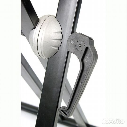 Tempo KS210 - стойка под клавиши с защелкой