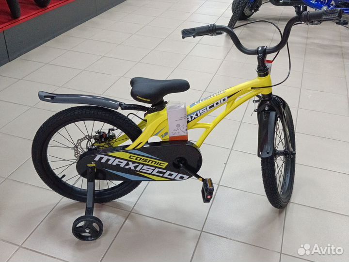 Велосипед 18 Maxiscoo Cosmic Стандарт жел.мат