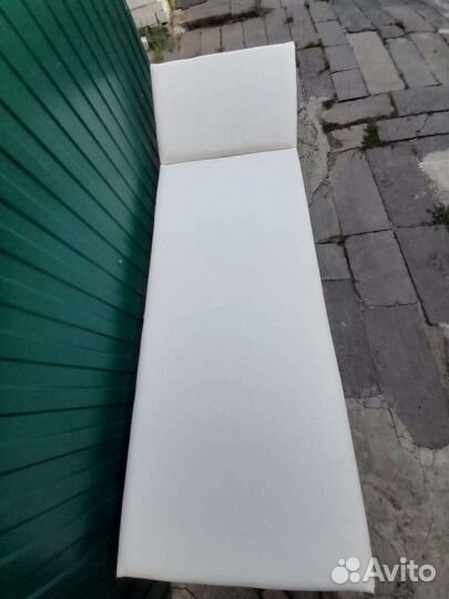 Кушетка медицинская