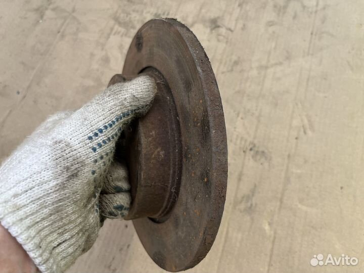 Тормозной диск ваз 2114