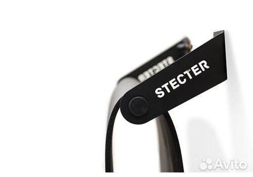 Настенный кронштейн для хранения ковриков