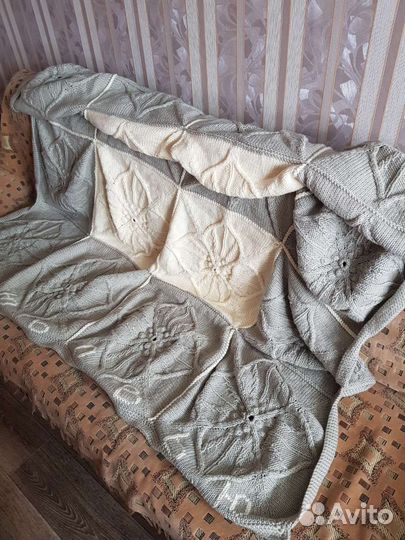 Плед ручной вязки в стиле IKEA