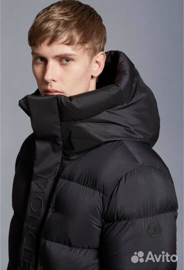 Пуховик Moncler Madeira (SS24)