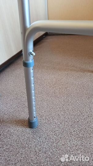 Ходунки для взрослых шагающие