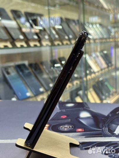 Samsung Galaxy S23, 8/256 ГБ