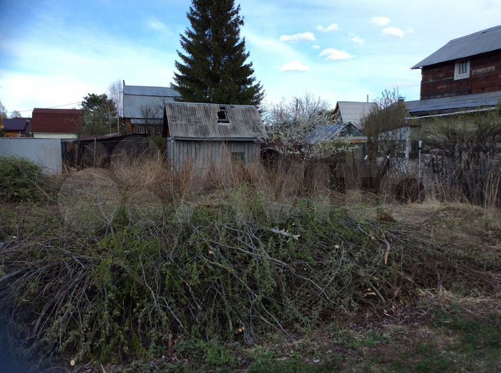 Дача 20 м² на участке 6,5 сот.