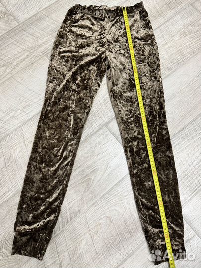 Костюм женский 42