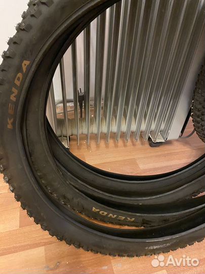 Велосипедная покрышка 26 зимняя шипованная новая