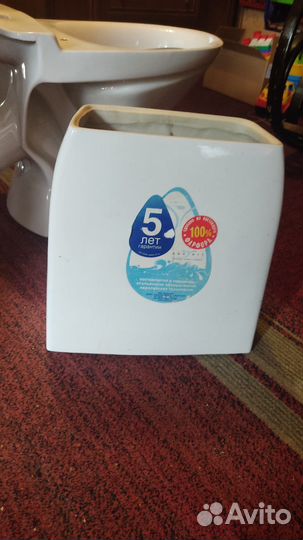 Унитаз с бачком новый