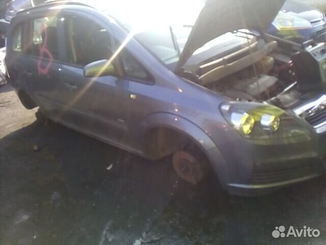 Впускной коллектор бензиновый opel zafira B 2007