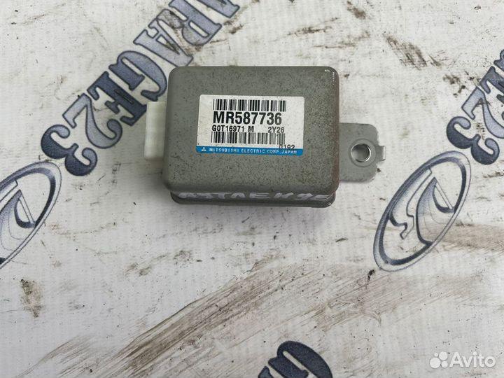 Блок круиз-контроля Mitsubishi Outlander 1