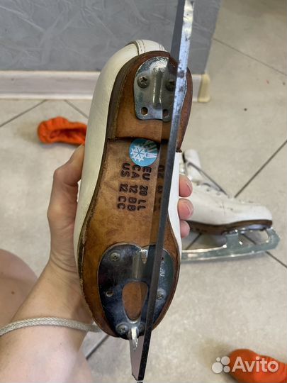 Профессиональные коньки wifa prima 28