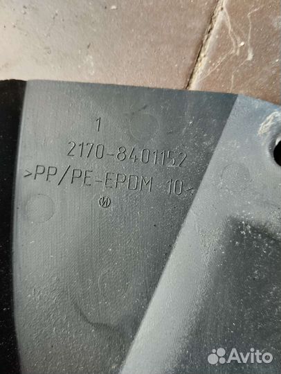 Кожух фары правый ваз-2170 LADA Priora