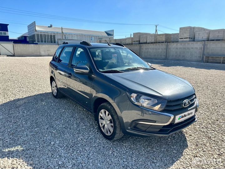 LADA Granta 1.6 МТ, 2018, 37 000 км