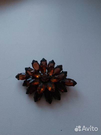 Продам брошь СССР