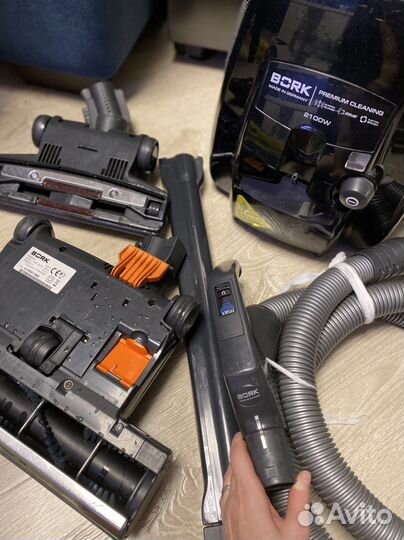 Пылесос Bork V703