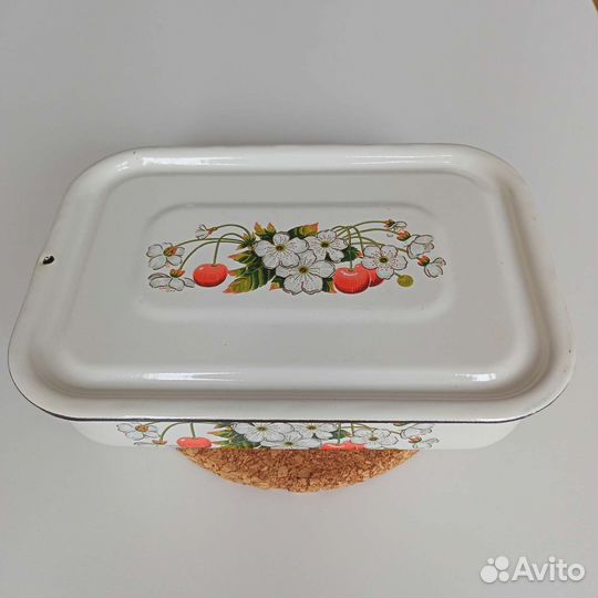 Эмалированный лоток СССР