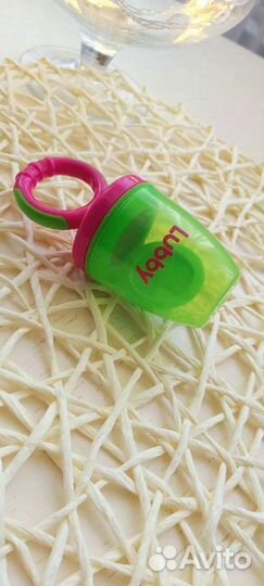 Ниблер и тарелки для кормления,вилки ложки