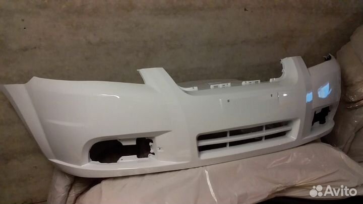 Бамперы все цвета Шевроле Авео Т250 /белый