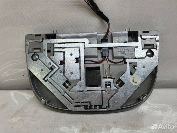 Плафон освещения салона задний Mercedes-Benz S