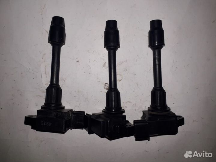 Катушка зажигания Nissan 224482Y005